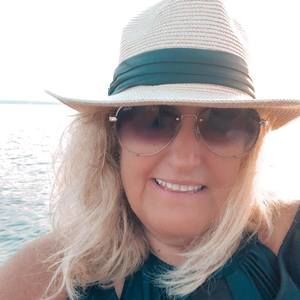 Meet your Posher, Kim